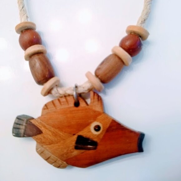 SET of 4  Kid's Teen Girl's Youth necklace assortment multi-materials/colors - Picture 3 of 15